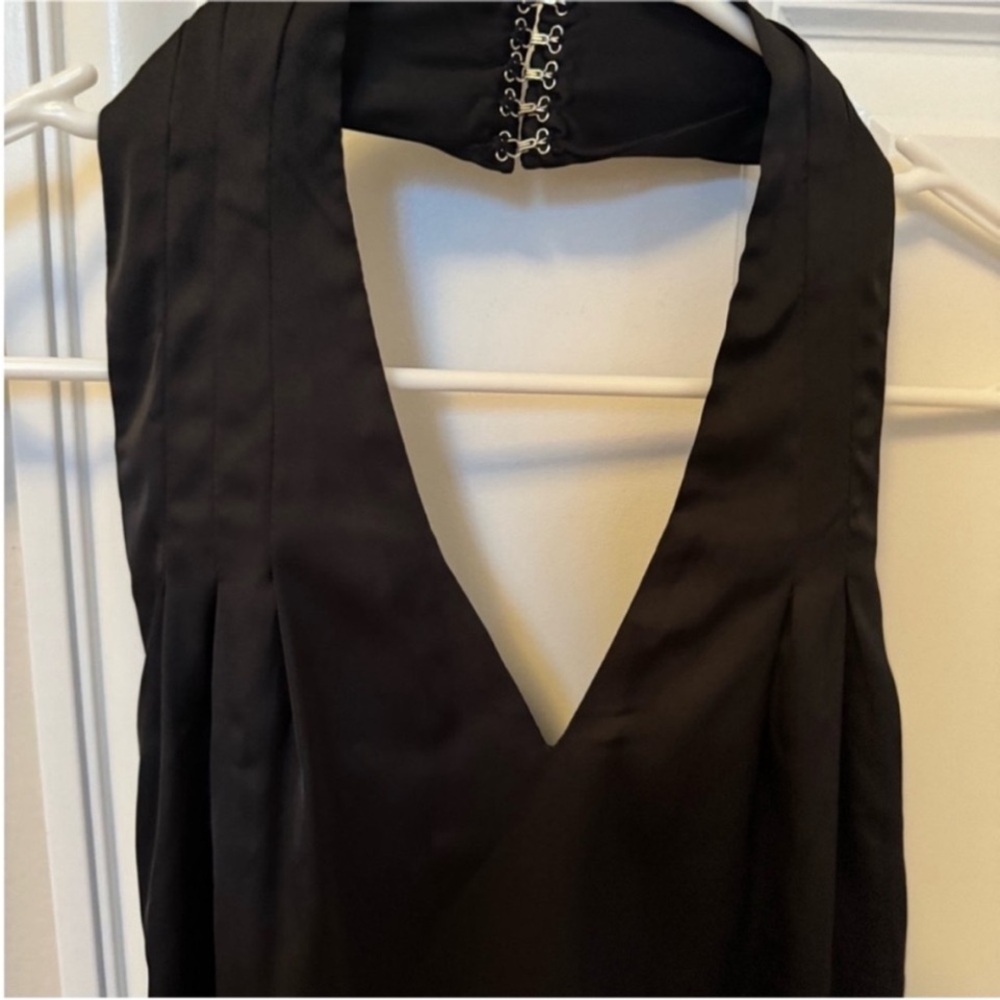 NWT Superdown by Revolve Women’s Elegant Satin Black Halter XXS - Picture 7 of 8